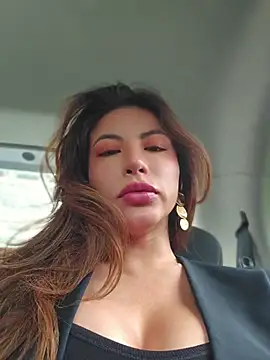 Karen San Miguel online show from 07-19-26, 07:10