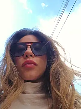 Karen San Miguel online show from 03-11-26, 07:19