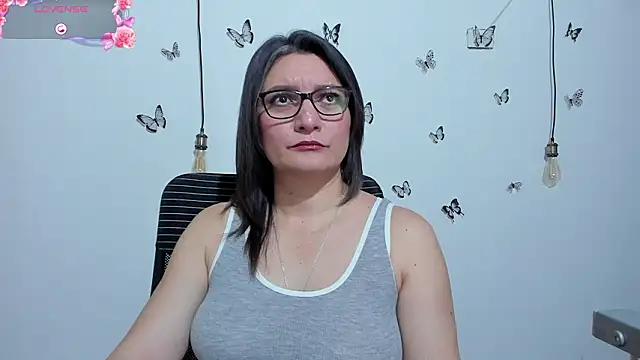 Amie Adams82  online show from 01-15-26, 01:58