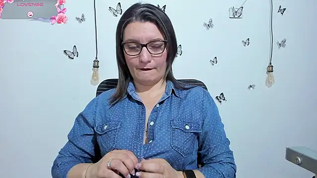 Amie Adams82  online show from 01-14-26, 01:37