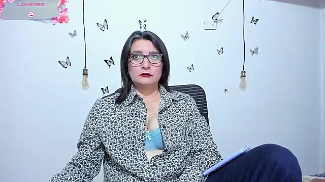 Amie Adams82  online show from 03-30-26, 02:40