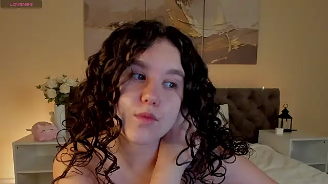 Ariella Sol online show from 07-20-26, 01:02