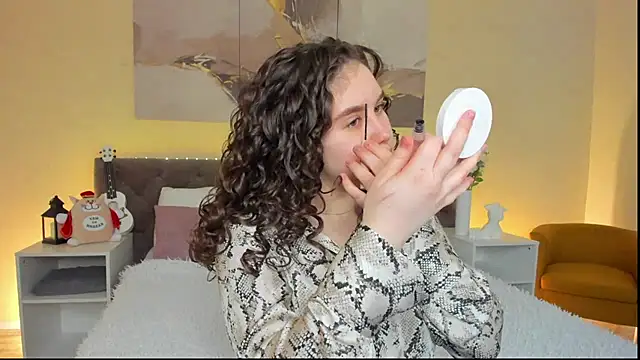 Snapshot of Ariella_Sol chatting on 03-12-25, 01:03 Ariella Sol online show from 03-12-25, 01:03