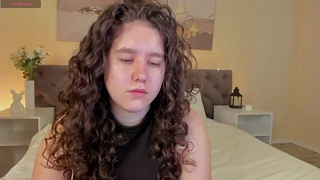 Ariella Sol online show from 06-20-26, 01:10