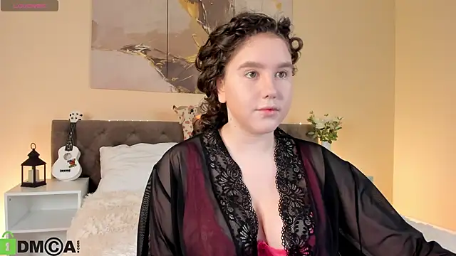 Snapshot of Ariella_Sol chatting on 10-18-25, 01:07 Ariella Sol online show from 10-18-25, 01:07
