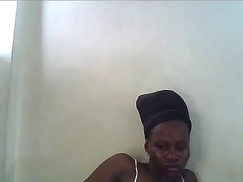 Sexyhotgal22 online show from 10-28-25, 07:40