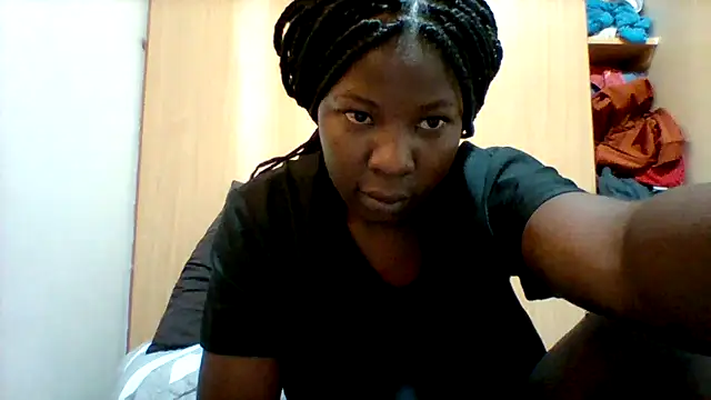 Snapshot of pretty_brina chatting on 11-11-25, 10:10 pretty brina online show from 11-11-25, 10:10