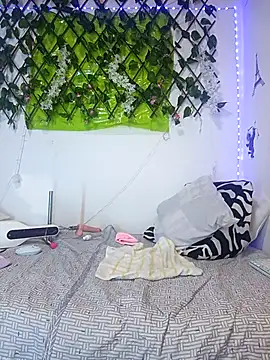 any mour online show from 03-29-26, 01:07