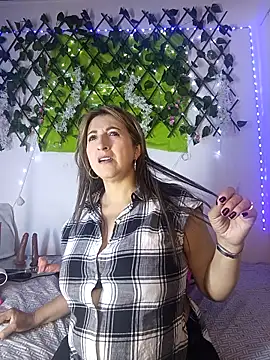 any mour online show from 04-08-26, 05:03