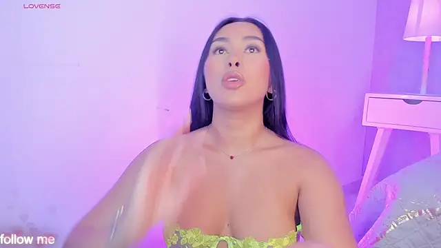 Cameliaa Smiith online show from 11-12-25, 03:32