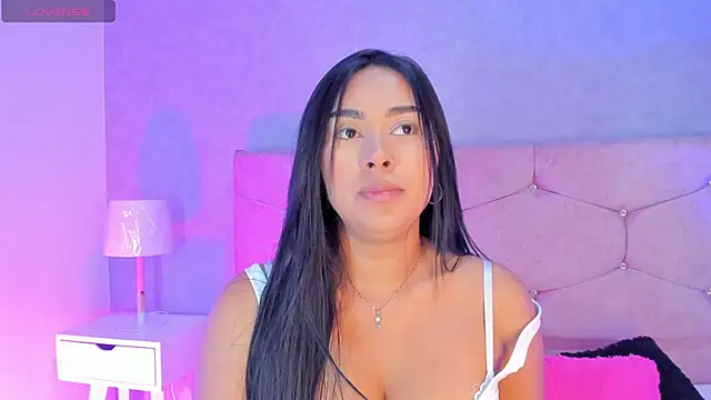 Cameliaa Smiith online show from 09-12-25, 04:01