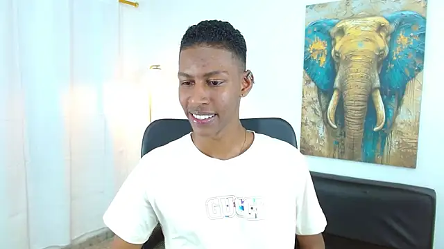 maiki18  online show from 11-11-25, 08:58