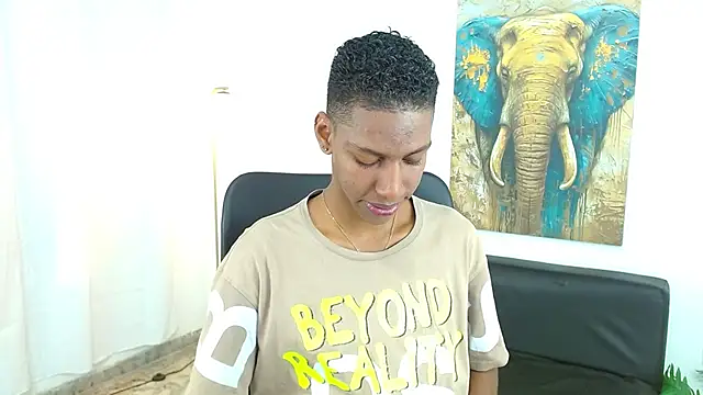 maiki18  online show from 11-15-25, 01:59