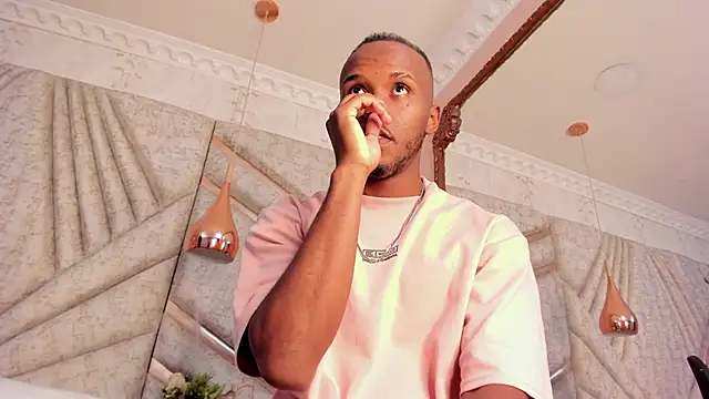 Snapshot of JamesParck chatting on 03-15-25, 06:32 JamesParck online show from 03-15-25, 06:32