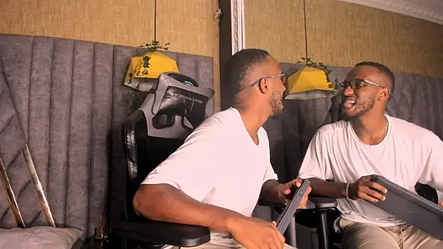 JamesParck online show from 04-13-26, 11:53