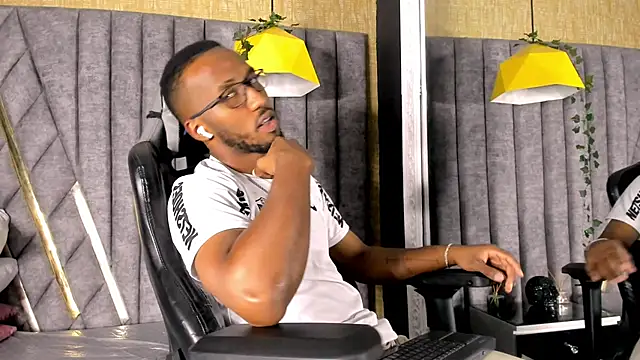 JamesParck online show from 04-17-26, 12:02