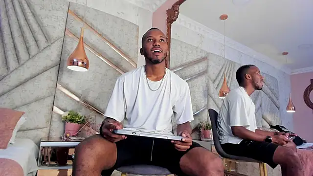 Snapshot of JamesParck chatting on 03-20-25, 03:36 JamesParck online show from 03-20-25, 03:36