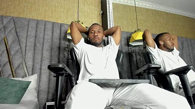 JamesParck online show from 03-11-26, 10:59