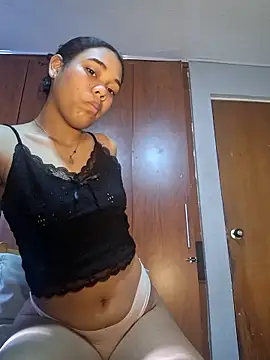 Snapshot of Dena_k_ chatting on 05-12-26, 12:11 Dena k online show from 05-12-26, 12:11
