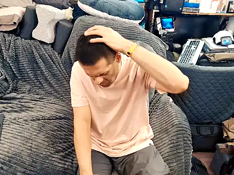 ClampMaster online show from 12-23-25, 01:05