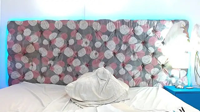 Snapshot of MariaJoseWalker chatting on 01-27-25, 08:17 MariaJoseWalker online show from 01-27-25, 08:17