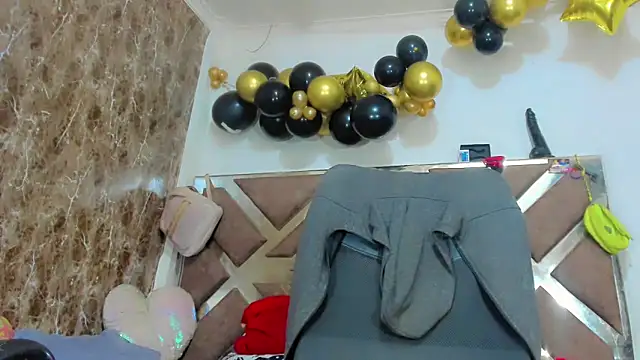 Snapshot of hannabigdirty chatting on 02-02-26, 02:54 hannabigdirty online show from 02-02-26, 02:54