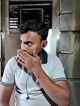 rayhan085 online show from 03-10-25, 10:28