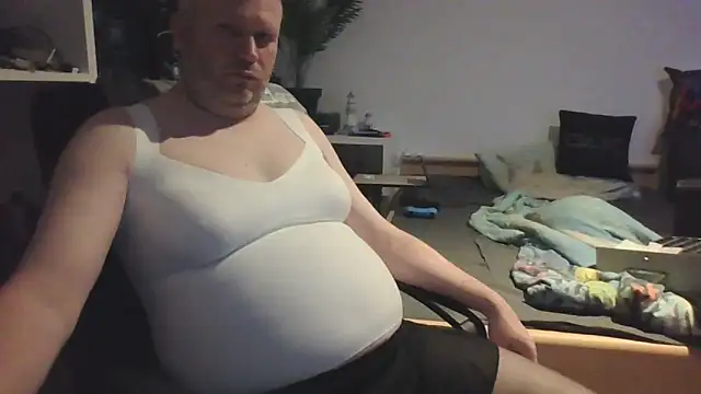 Snapshot of ShyBoy1982 chatting on 05-23-26, 11:26 ShyBoy1982 online show from 05-23-26, 11:26