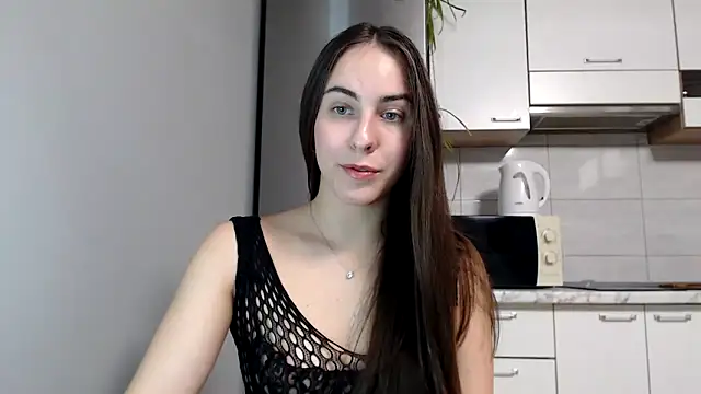 Snapshot of SierraSky_ chatting on 10-14-25, 05:24 SierraSky online show from 10-14-25, 05:24