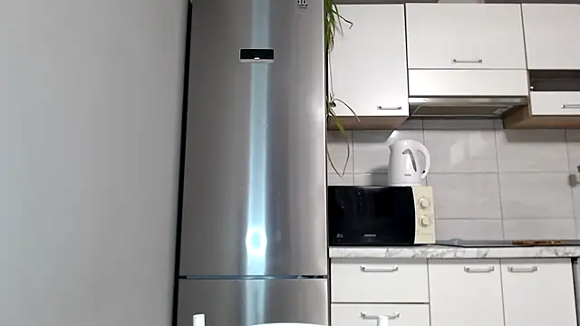 SierraSky  online show from 10-27-25, 06:09