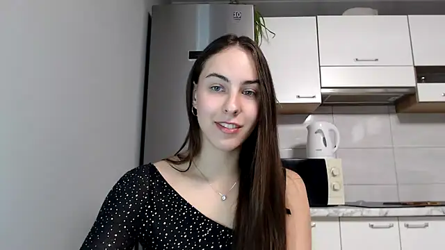 Snapshot of SierraSky_ chatting on 09-29-25, 05:18 SierraSky online show from 09-29-25, 05:18