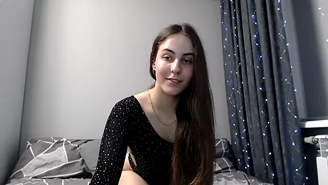Snapshot of SierraSky_ chatting on 03-21-25, 09:23 SierraSky online show from 03-21-25, 09:23