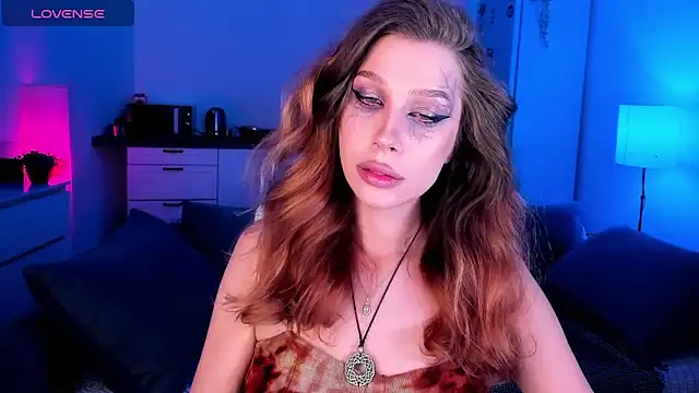 tenderdreams online show from 10-24-25, 07:13