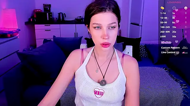 tenderdreams online show from 11-02-25, 05:18