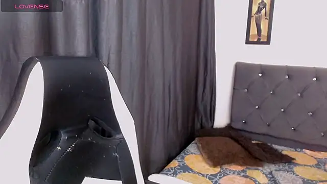 AdharaaMoon online show from 10-25-25, 07:14