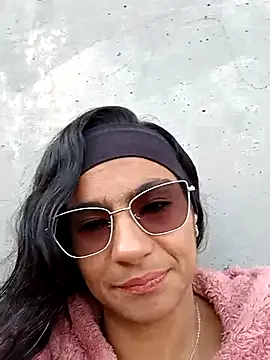 Leslly  online show from 11-13-25, 12:42