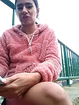 Leslly  online show from 09-11-25, 11:43