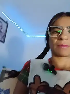 Snapshot of Leslly_ chatting on 07-07-26, 10:52 Leslly online show from 07-07-26, 10:52