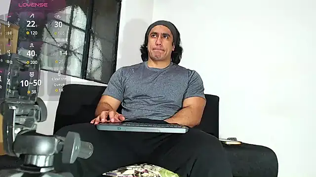 willian m777 online show from 11-08-25, 04:38