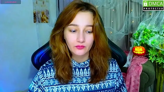 Snapshot of Sinty_Noria chatting on 10-30-25, 01:04 Sinty Noria online show from 10-30-25, 01:04