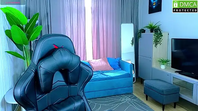 Sinty Noria online show from 03-25-26, 01:06