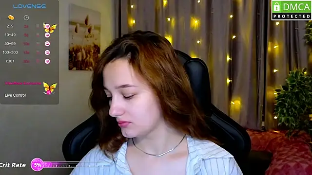 Snapshot of Sinty_Noria chatting on 11-17-25, 01:09 Sinty Noria online show from 11-17-25, 01:09