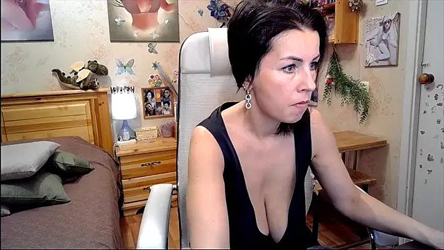 Kendra Mom online show from 02-06-26, 09:38