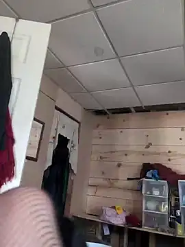 Snapshot of Takemeouttothedungen chatting on 05-15-26, 03:32 Takemeouttothedungen online show from 05-15-26, 03:32