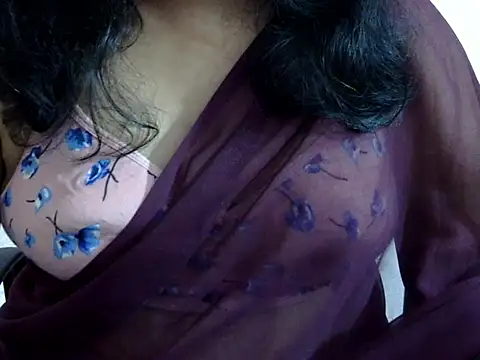 Snapshot of Vennela-1-Telugu chatting on 04-21-26, 08:32 Vennela-1-Telugu online show from 04-21-26, 08:32