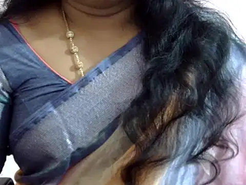 Snapshot of Vennela-1-Telugu chatting on 02-09-25, 09:26 Vennela-1-Telugu online show from 02-09-25, 09:26