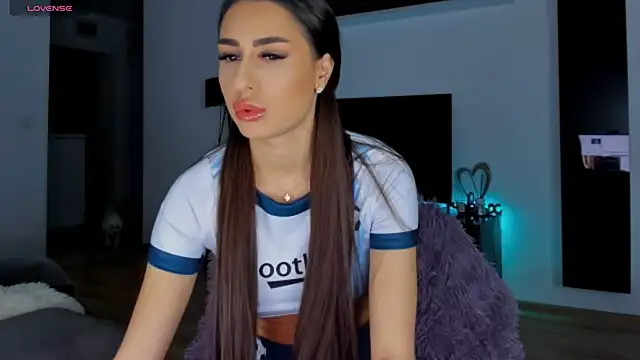 K chic online show from 02-06-25, 04:58