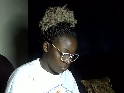 Sexy racy rebel  online show from 12-17-25, 09:53