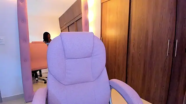 alikahouston4 online show from 02-26-26, 01:38