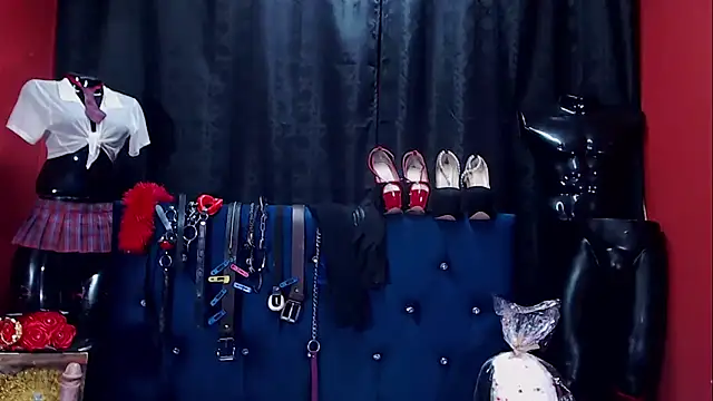 Hannamariana online show from 04-07-26, 01:02